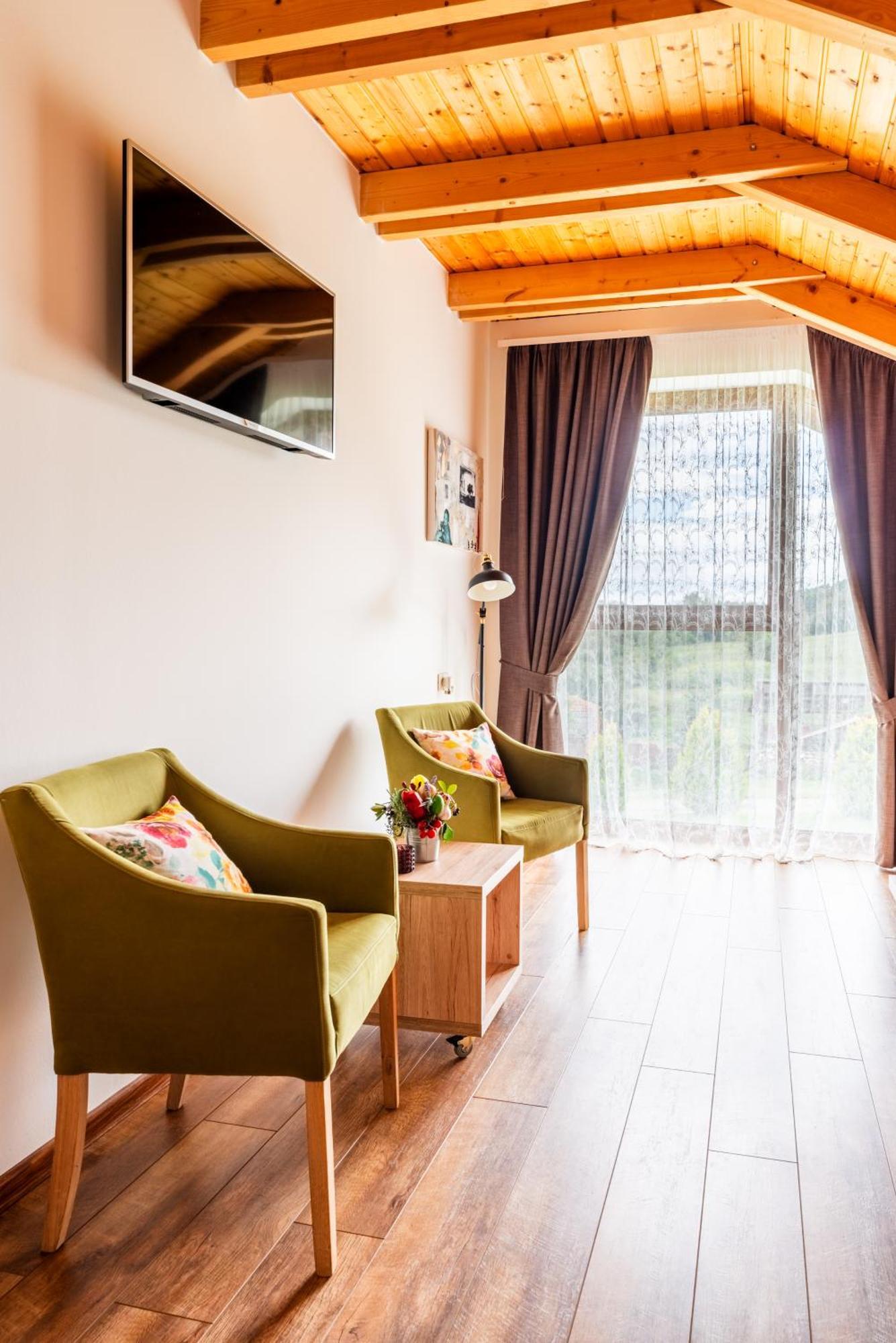 Bed&Breakfast Vinarija Coner ビェロヴァル エクステリア 写真