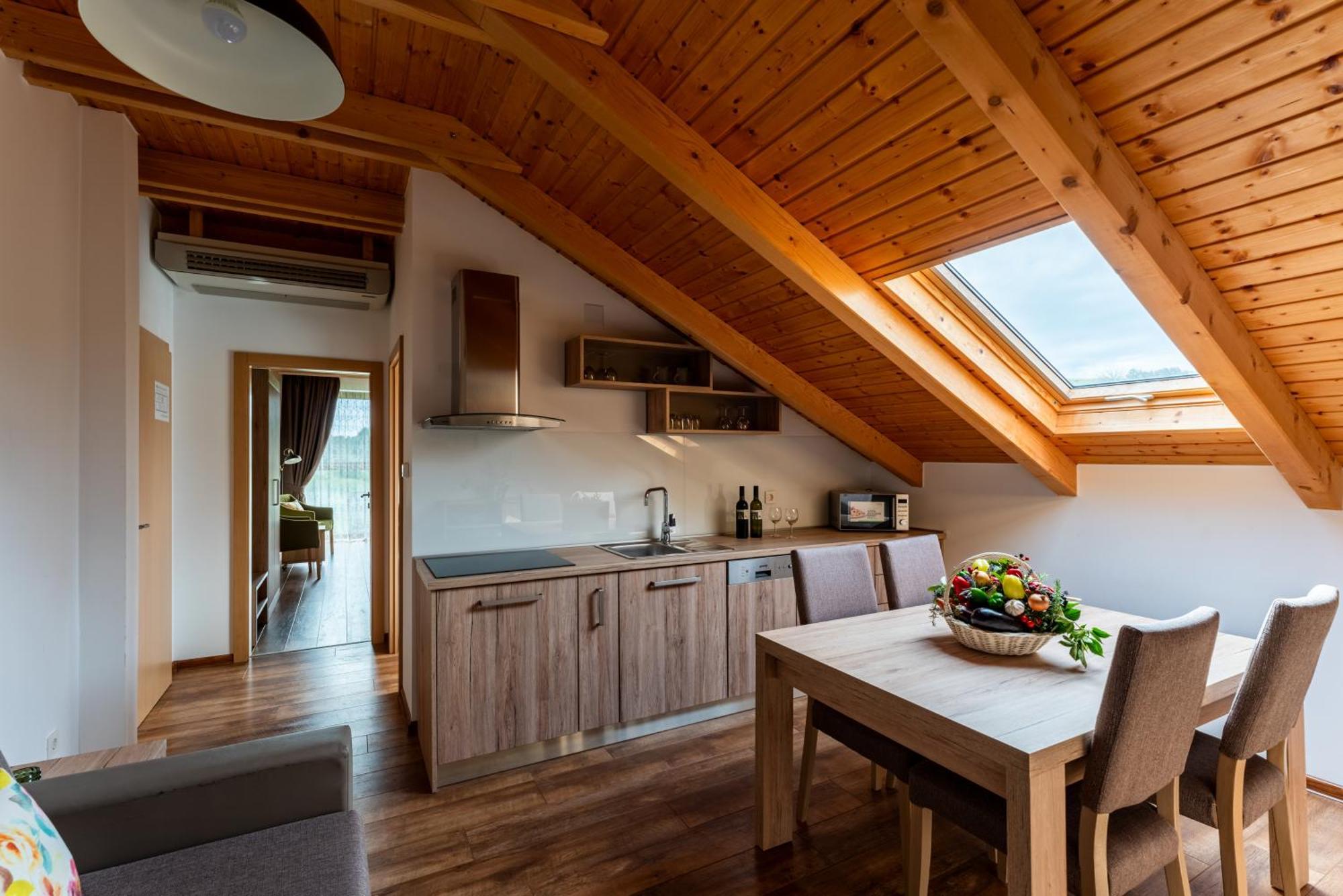 Bed&Breakfast Vinarija Coner ビェロヴァル エクステリア 写真