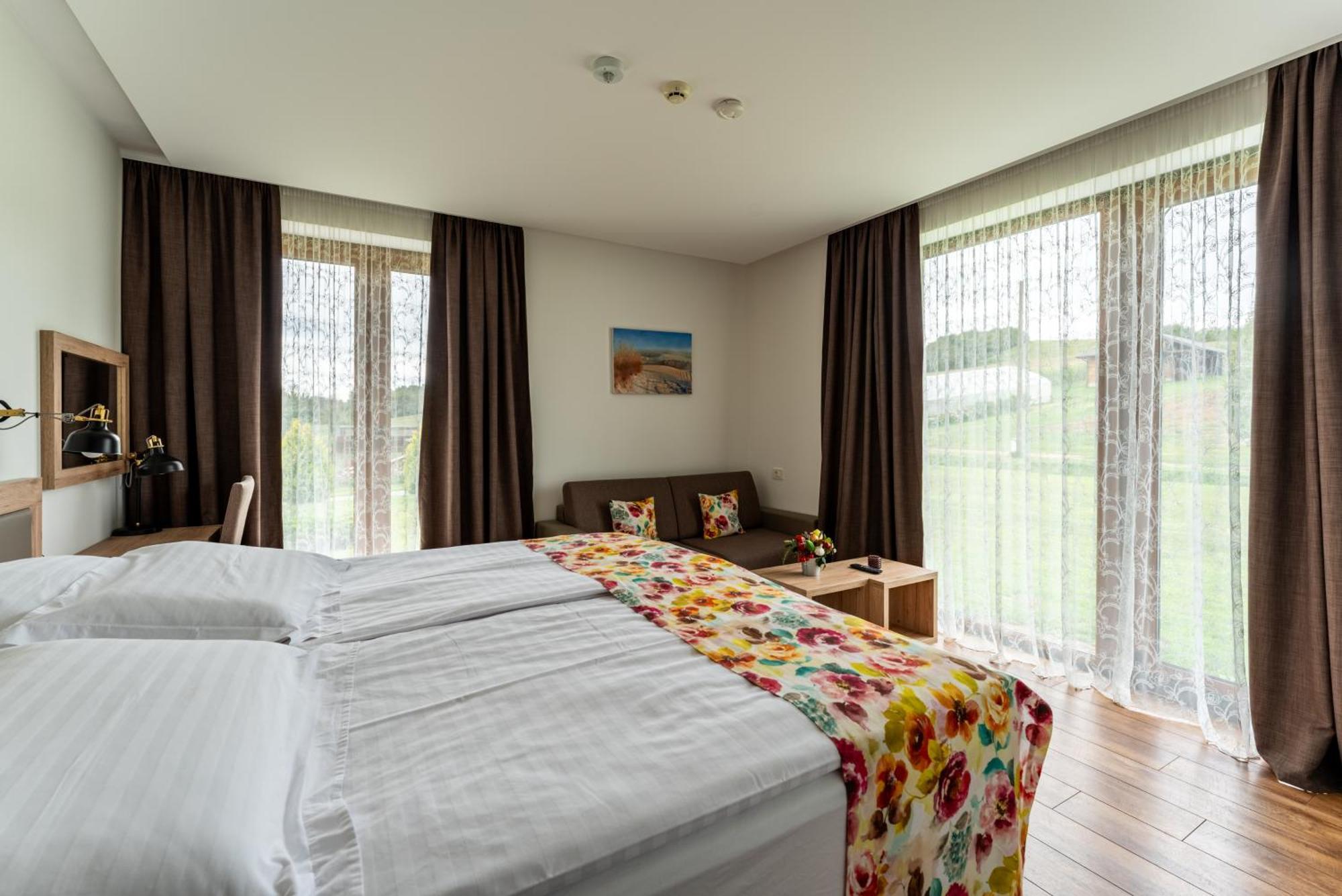 Bed&Breakfast Vinarija Coner ビェロヴァル エクステリア 写真