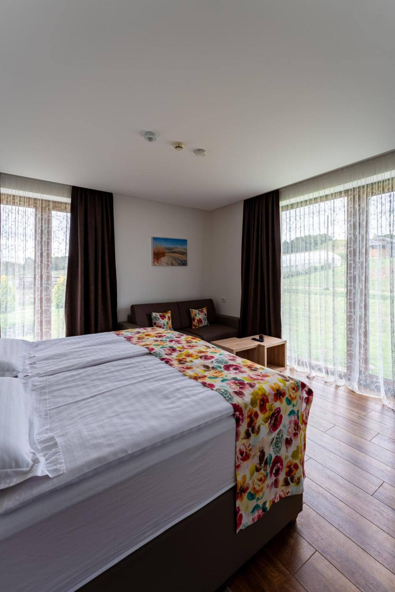 Bed&Breakfast Vinarija Coner ビェロヴァル エクステリア 写真