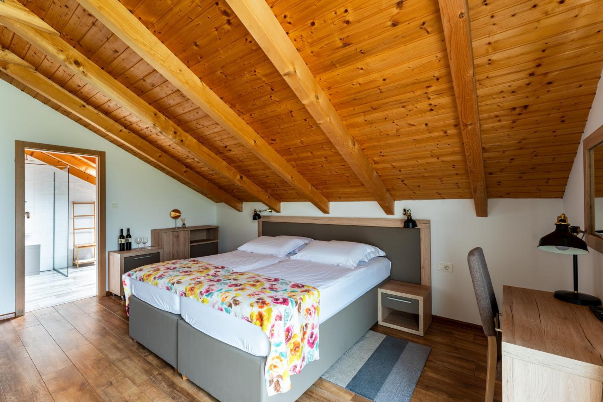 Bed&Breakfast Vinarija Coner ビェロヴァル エクステリア 写真