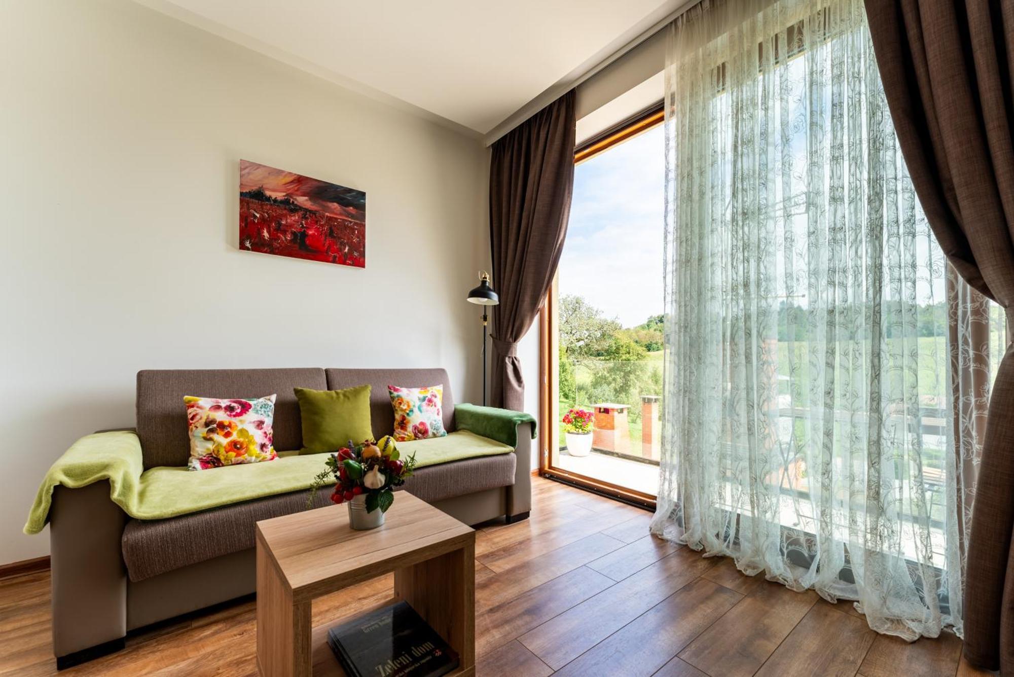 Bed&Breakfast Vinarija Coner ビェロヴァル エクステリア 写真