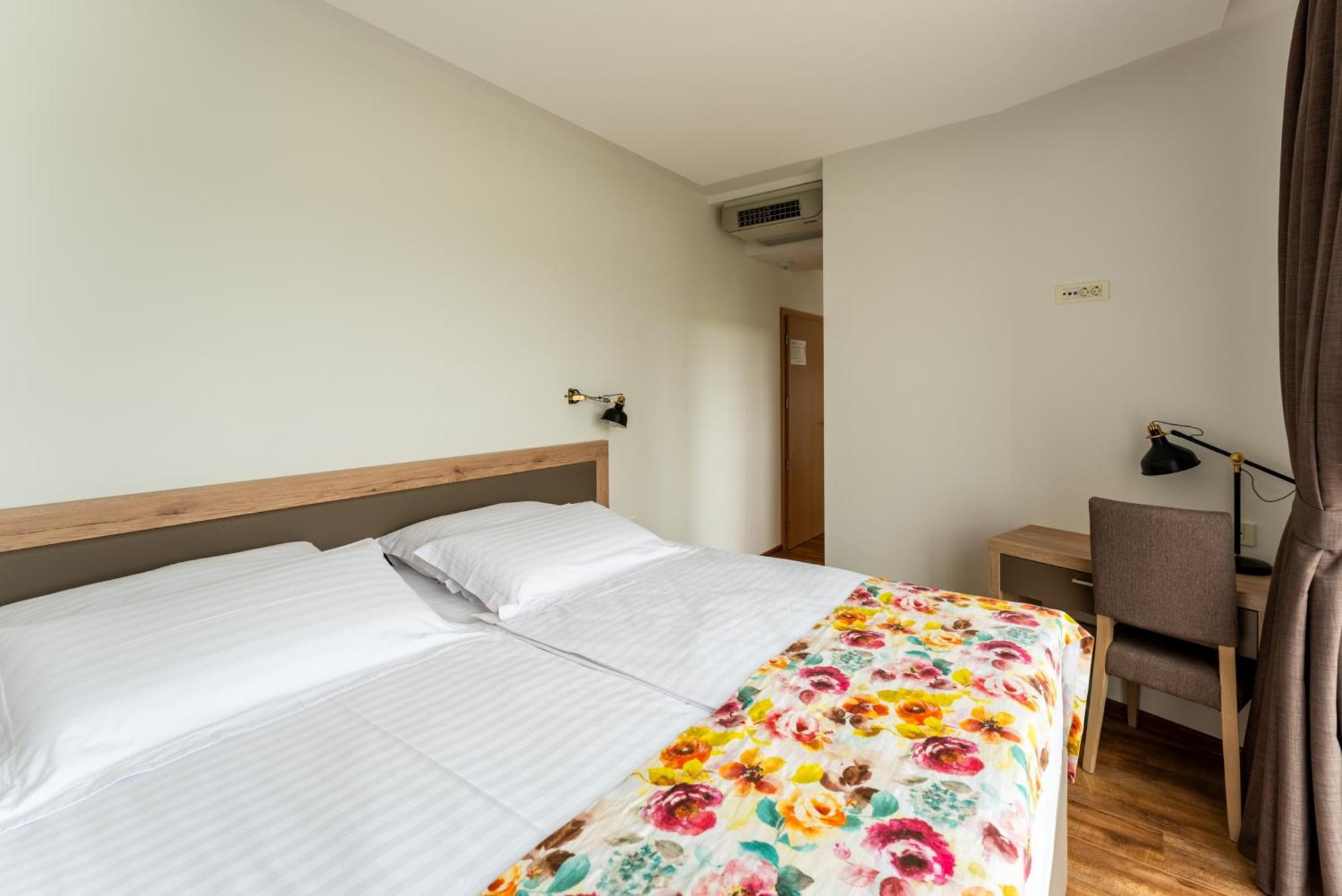 Bed&Breakfast Vinarija Coner ビェロヴァル エクステリア 写真