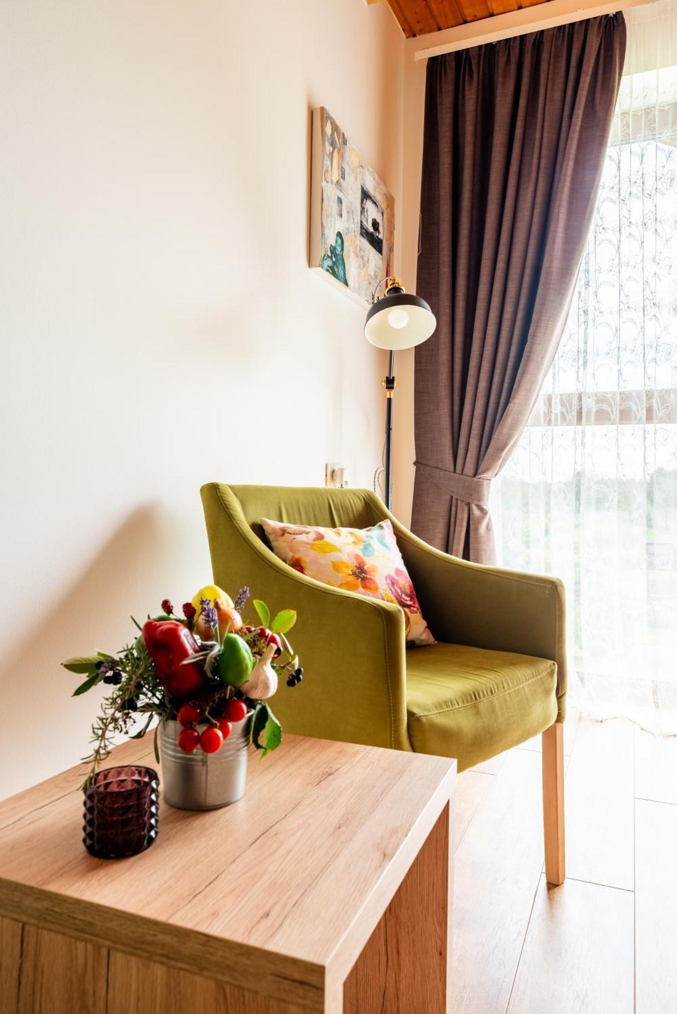 Bed&Breakfast Vinarija Coner ビェロヴァル エクステリア 写真